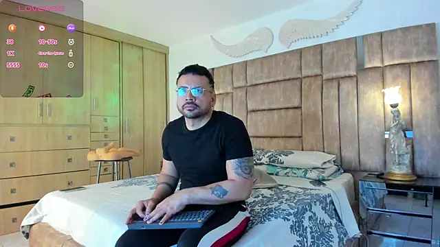 Snapshot of petterwilly1 chatting on 01.21.25 petterwilly1 online show from 01.21.25