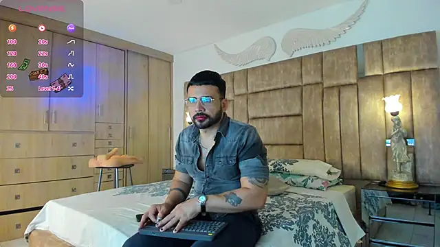 Snapshot of petterwilly1 chatting on 02.16.25 petterwilly1 online show from 02.16.25