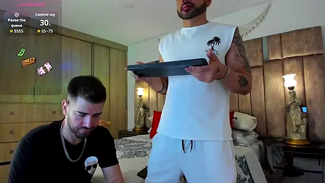 Snapshot of petterwilly1 chatting on 10.10.25 petterwilly1 online show from 10.10.25