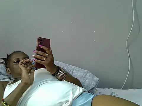 Hot Caro online show from 12.27.24