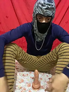 Snapshot of Rafik88xx chatting on 12.01.25 Rafik88xx online show from 12.01.25