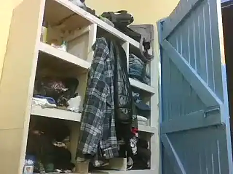 Snapshot of petite_12 chatting on 12.01.24 petite 12 online show from 12.01.24