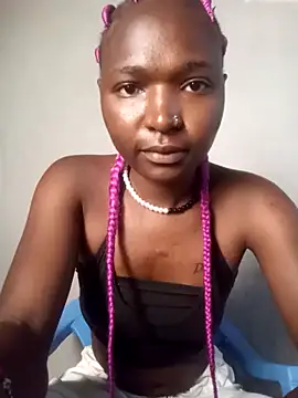 Snapshot of petite_12 chatting on 02.25.25 petite 12 online show from 02.25.25