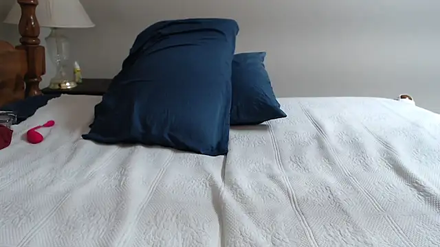 Snapshot of JaySloan chatting on 12.12.24 JaySloan online show from 12.12.24