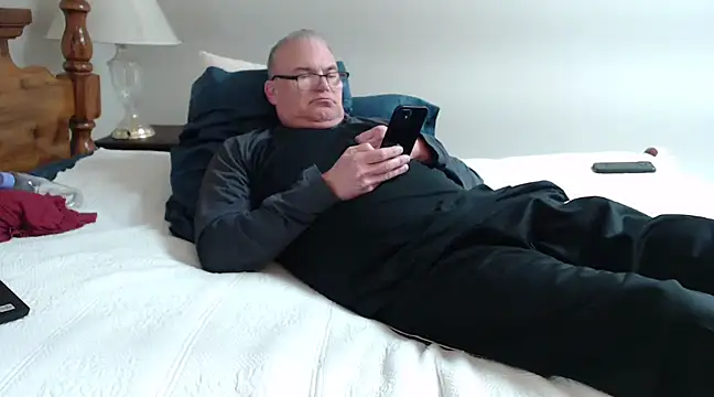 Snapshot of JaySloan chatting on 01.17.25 JaySloan online show from 01.17.25