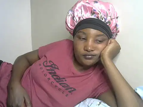 StacyGee24 online show from 12.04.25