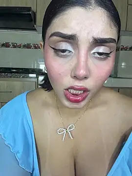 Snapshot of zui_lu chatting on 02.14.26 zui lu online show from 02.14.26