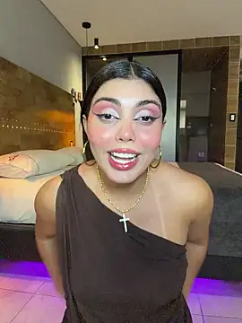 Snapshot of zui_lu chatting on 04.06.26 zui lu online show from 04.06.26