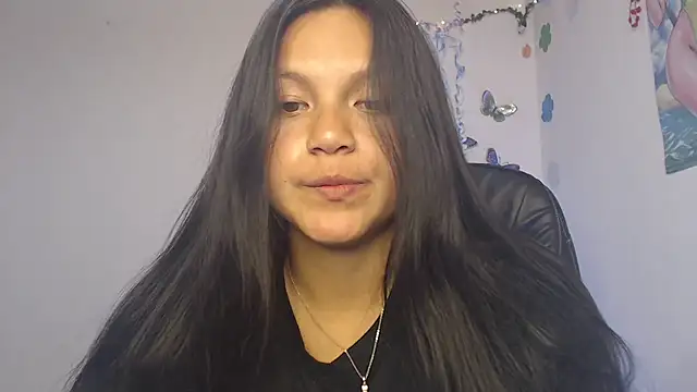 Snapshot of Zafiroweb09 chatting on 12.24.24 Zafiroweb09 online show from 12.24.24