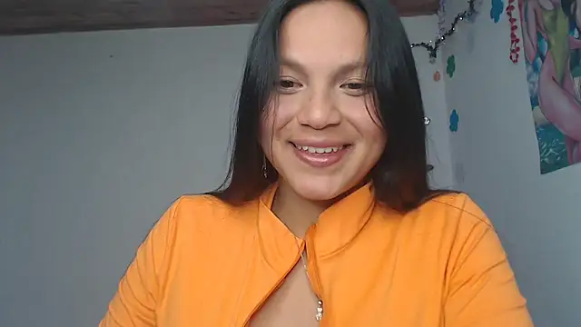 Snapshot of Zafiroweb09 chatting on 01.16.25 Zafiroweb09 online show from 01.16.25