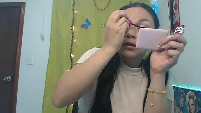 Snapshot of Zafiroweb09 chatting on 02.01.25 Zafiroweb09 online show from 02.01.25