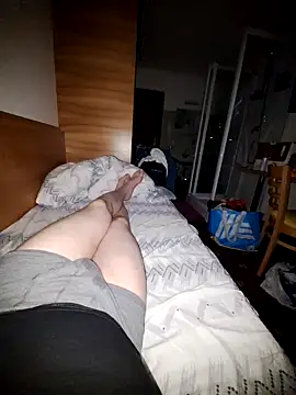 Snapshot of Bozok1906 chatting on 09.21.25 Bozok1906 online show from 09.21.25