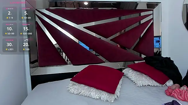 BarbaraKnox  online show from 10.24.25