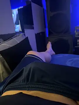 Snapshot of MatthewEmme chatting on 02.04.26 MatthewEmme online show from 02.04.26