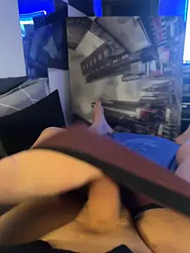 Snapshot of MatthewEmme chatting on 02.12.26 MatthewEmme online show from 02.12.26