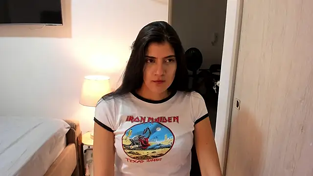 misstoya online show from 09.08.25