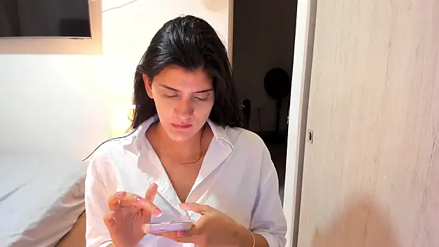 misstoya online show from 09.19.25