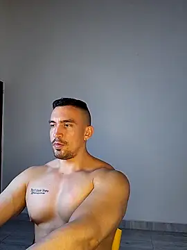 Snapshot of jhay-crux chatting on 12.04.24 jhay-crux online show from 12.04.24