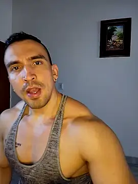 Snapshot of jhay-crux chatting on 02.19.25 jhay-crux online show from 02.19.25