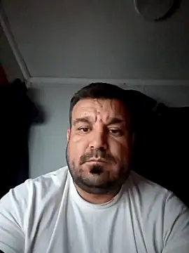 Snapshot of Futacisu chatting on 10.25.25 Futacisu online show from 10.25.25