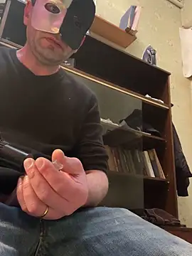 Snapshot of Ariel_Ari chatting on 01.09.25 Ariel Ari online show from 01.09.25