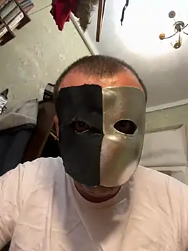 Snapshot of Ariel_Ari chatting on 01.09.25 Ariel Ari online show from 01.09.25