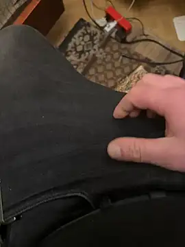 Snapshot of Ariel_Ari chatting on 01.15.25 Ariel Ari online show from 01.15.25