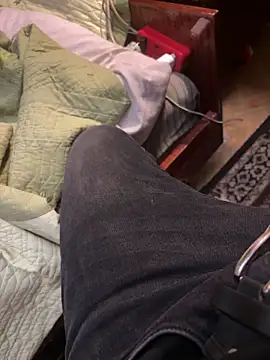 Snapshot of Ariel_Ari chatting on 01.25.25 Ariel Ari online show from 01.25.25