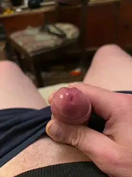 Snapshot of Ariel_Ari chatting on 01.31.25 Ariel Ari online show from 01.31.25