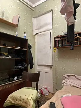 Snapshot of Ariel_Ari chatting on 02.12.25 Ariel Ari online show from 02.12.25