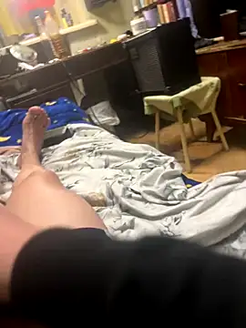 Snapshot of Ariel_Ari chatting on 10.01.25 Ariel Ari online show from 10.01.25