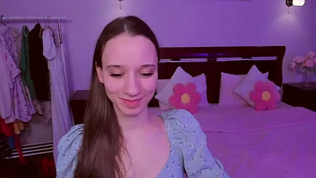 Snapshot of StaceySunny chatting on 02.11.26 StaceySunny online show from 02.11.26