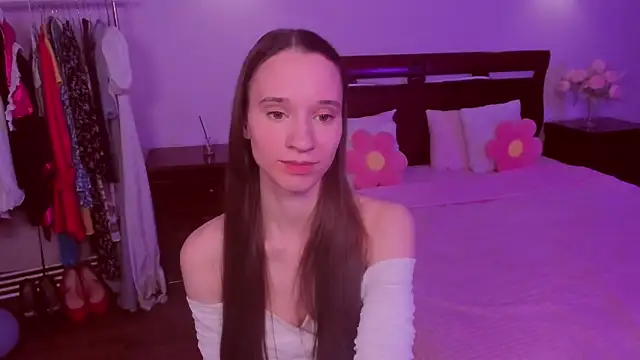 Snapshot of StaceySunny chatting on 02.17.26 StaceySunny online show from 02.17.26