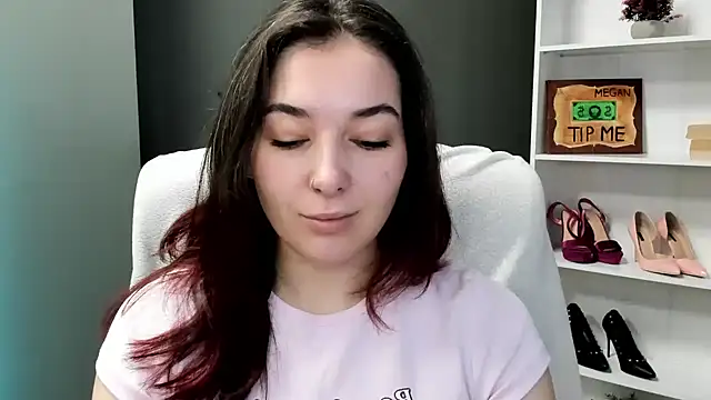 Snapshot of Meagn_Extasy chatting on 06.18.26 Meagn Extasy online show from 06.18.26