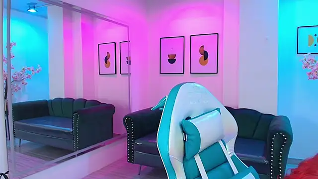 Snapshot of Vermelha_Gremory_ chatting on 03.21.25 Vermelha Gremory  online show from 03.21.25