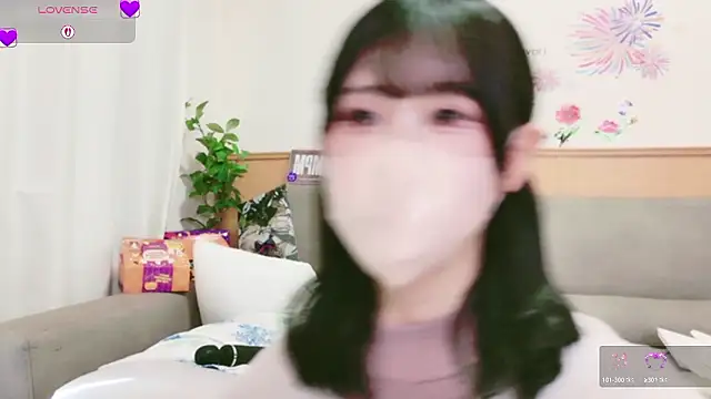 Conatsu online show from 10.29.25