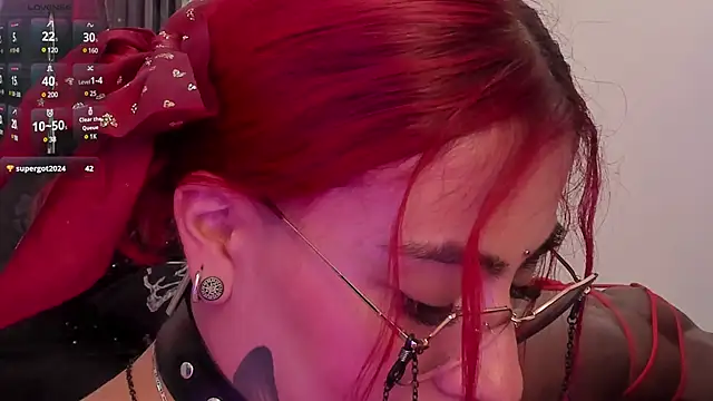 selene red  online show from 01.21.25