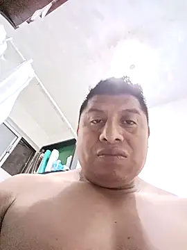 Riatatuil online show from 10.17.25