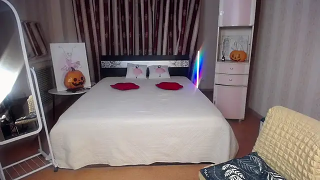 supersex 96 online show from 10.25.25