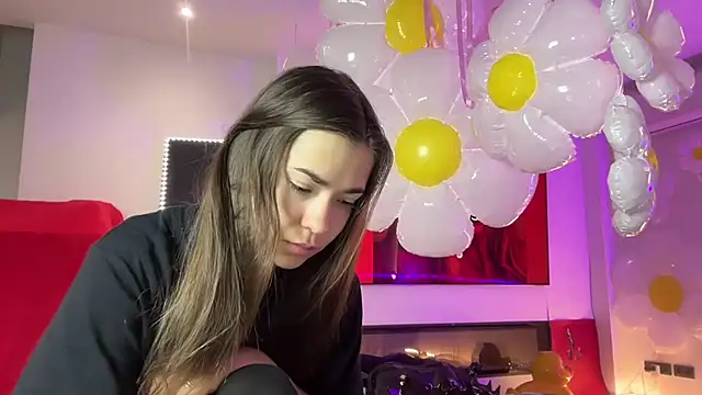 Mika Miller online show from 03.17.26