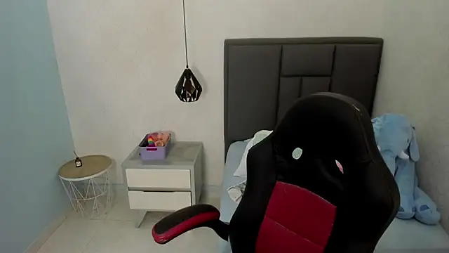 Kittytimberlake online show from 02.26.25