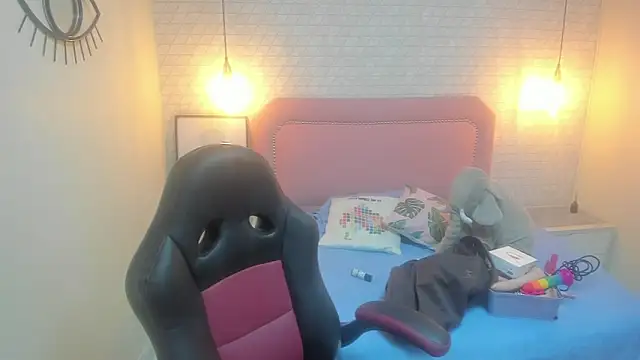 Kittytimberlake online show from 03.14.25