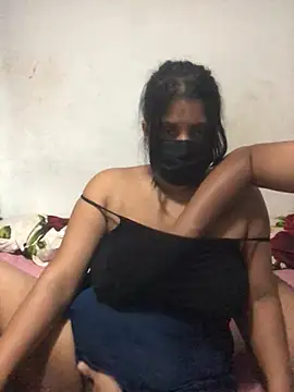 NOORA-GIRL online show from 01.17.25