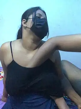 NOORA-GIRL online show from 01.20.25