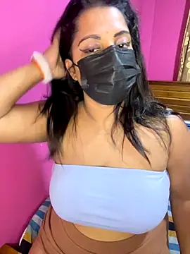 NOORA-GIRL online show from 09.15.25