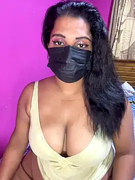 NOORA-GIRL online show from 09.27.25