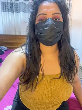 NOORA-GIRL online show from 02.04.26