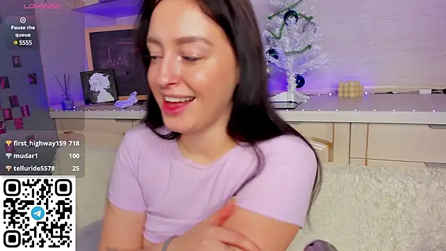 Snapshot of Kruela_Eva chatting on 01.10.25 Kruela Eva online show from 01.10.25