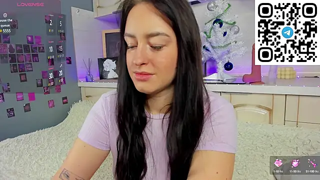 Snapshot of Kruela_Eva chatting on 01.15.25 Kruela Eva online show from 01.15.25