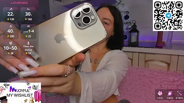 Snapshot of Kruela_Eva chatting on 01.26.25 Kruela Eva online show from 01.26.25